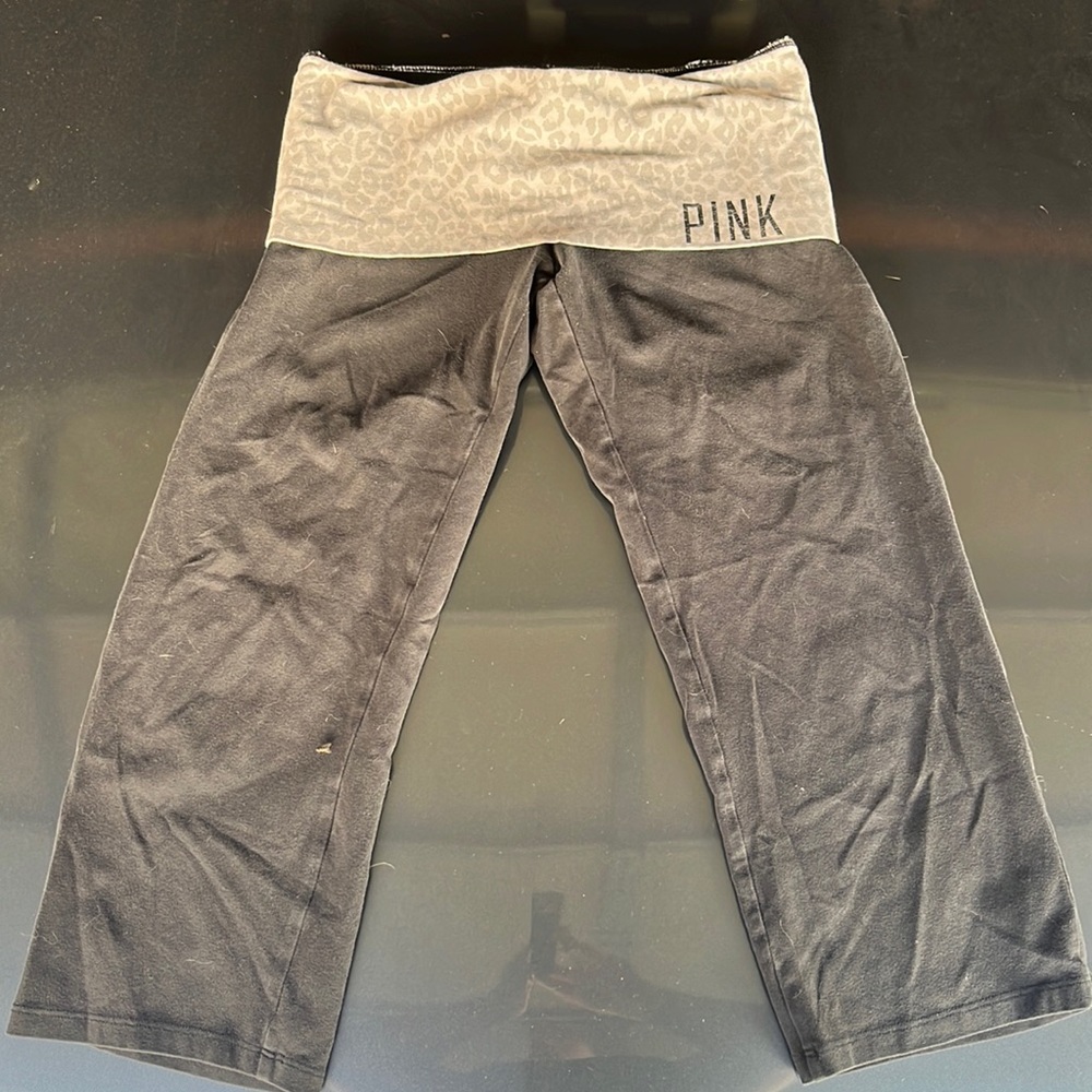Pink yoga capris